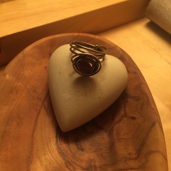 🧡Unique Silver Coil Ring - Picture 3 of 5